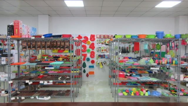 Dongguan Tufeng Rubber Co., Ltd. Silicone Oven Mitts
