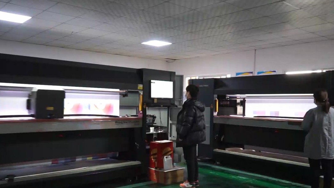 Hebei Deshun Advertising Production Co., Ltd. Stickers