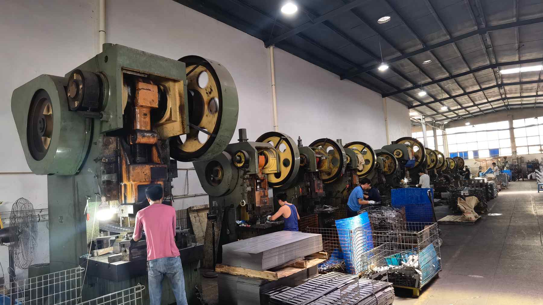 Zhejiang Wuyi Liyuan Import & Export Co., Ltd. Electric Scooter