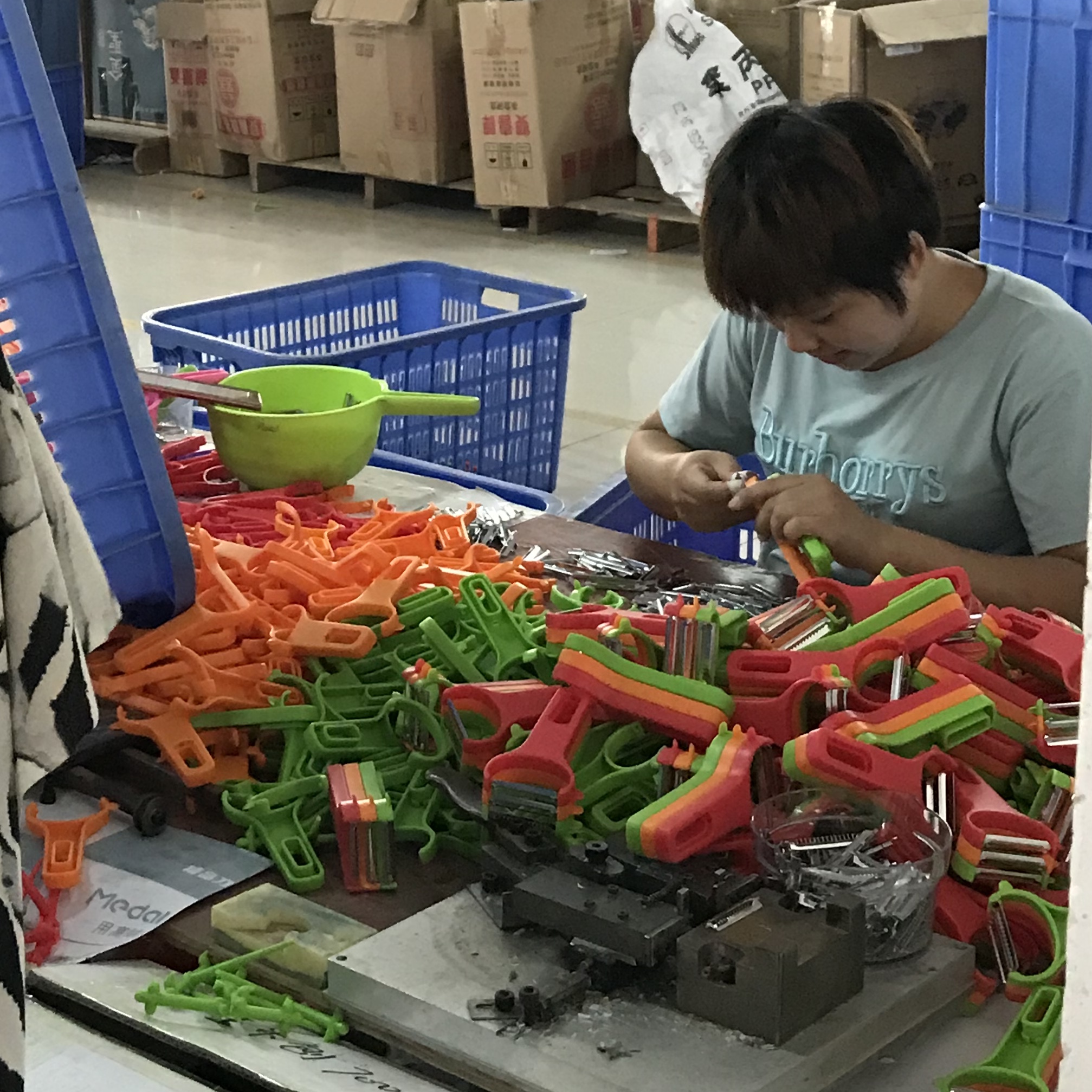 Yangjiang Yangdong Yingqi Plastic and Hardware Brush Manufactory Kitchen Gadgets