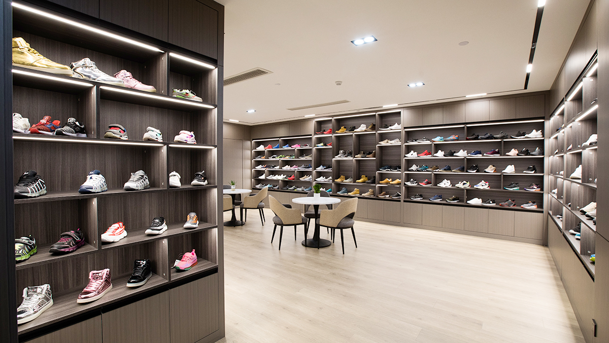 Wan Li Neng International Limited Casual Shoes