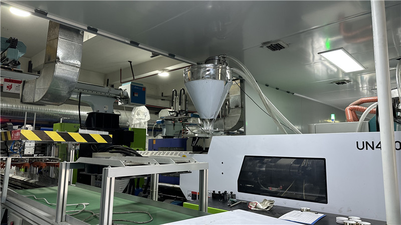 Guangzhou Huangjia Package Production Co., Ltd. plastic squeeze tubes