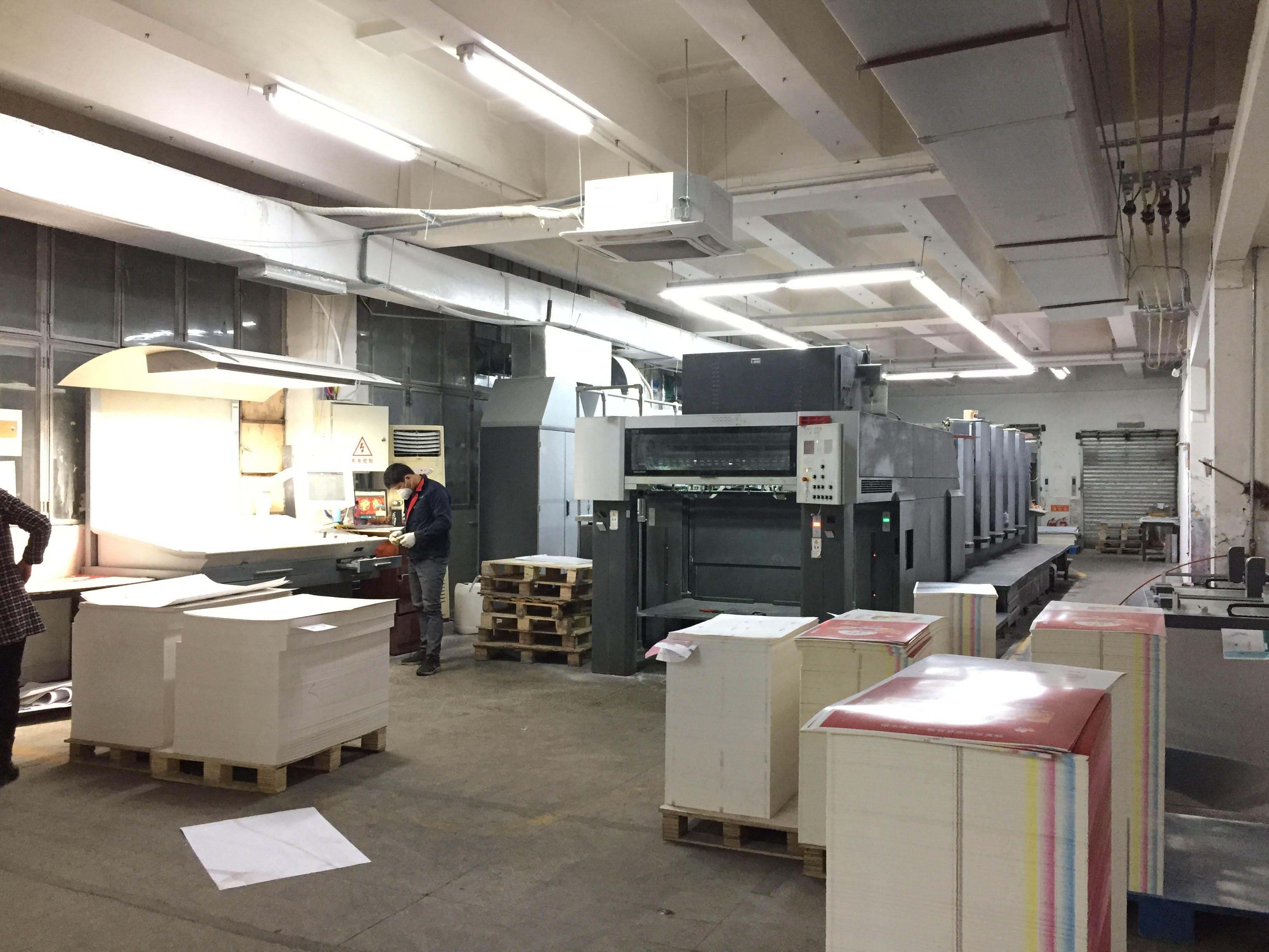Guangxi Caifeng Printing Co., Ltd. Paper Bag Printing