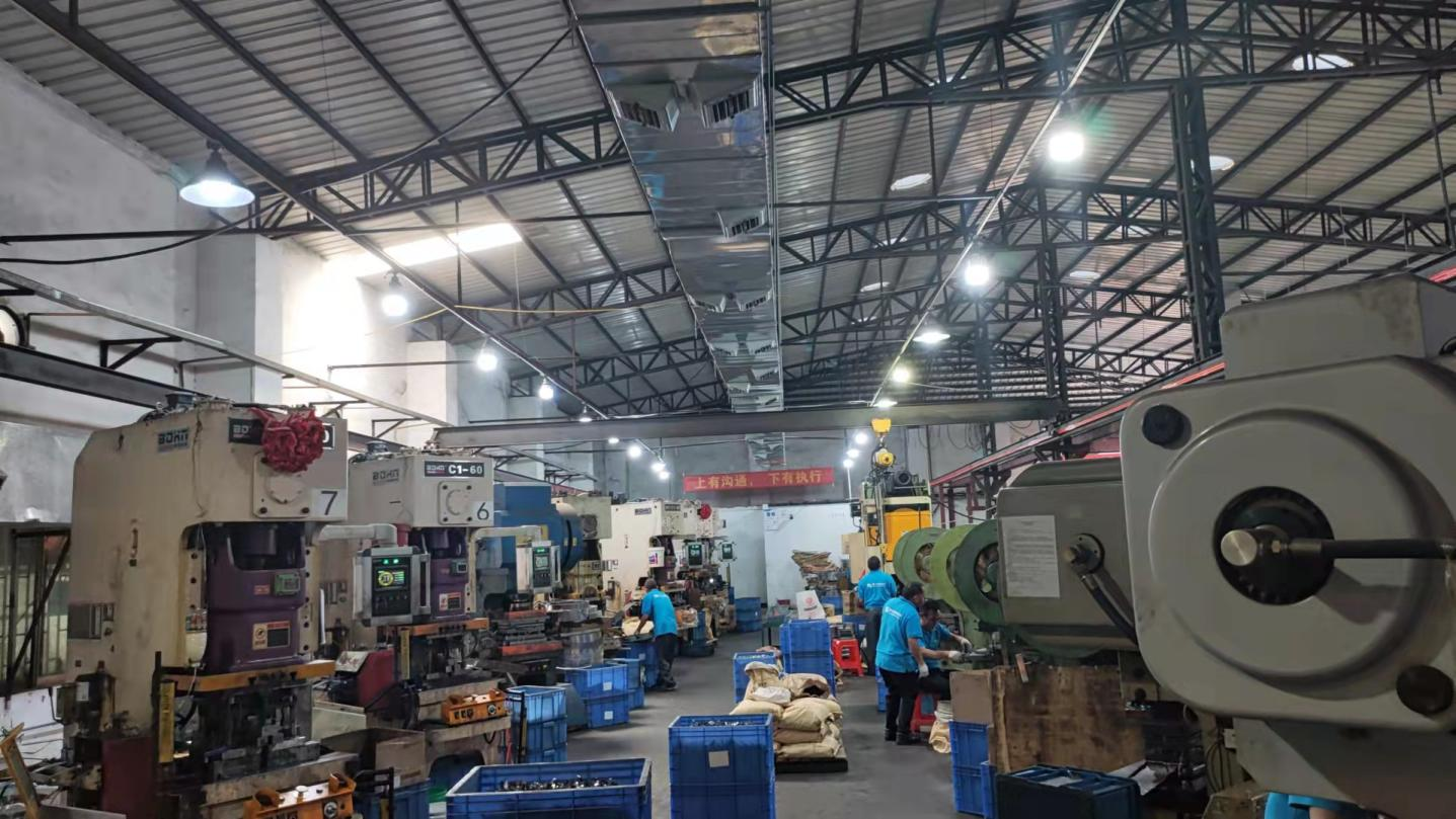 Yiwu Taisheng Decoration Materials Limited Frame Cutting Machine