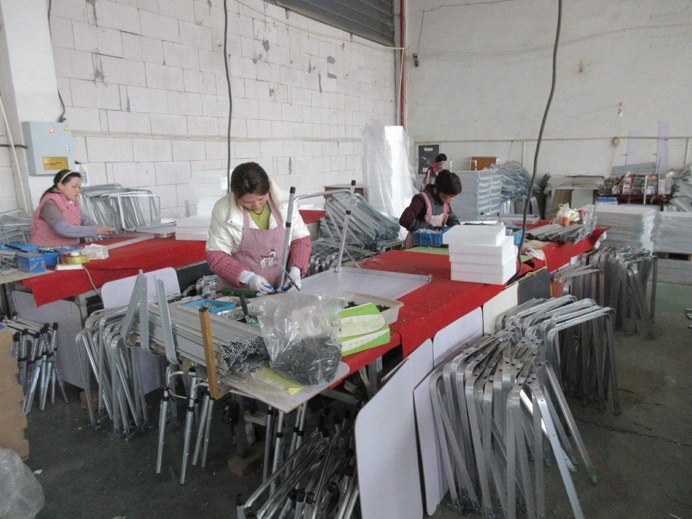 Yongkang Yujia Leisure Products Co., Ltd. Folding Table