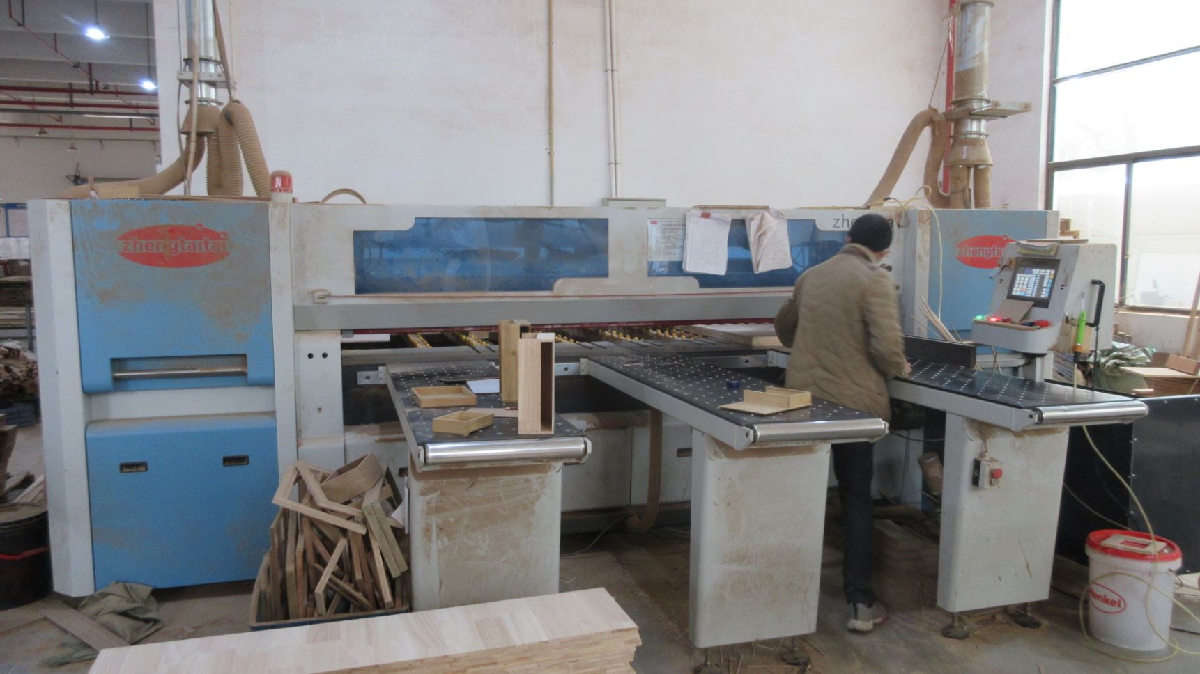 DX Home Designs Inc. factory image 3