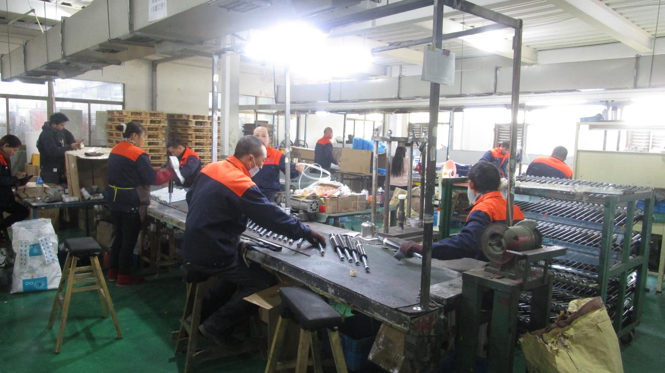 Ningbo Long Wind Auto Parts Co., Ltd. Ball Joint