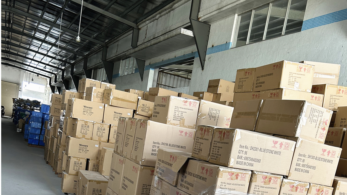 Yangjiang Jiangcheng Fengtai Kitchen Industry Co., Ltd. Pocket Knife