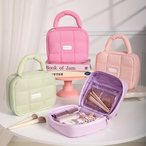 Quilted Makeup Bag Cosmetic Bag Travel Toiletry handbag for Women Cute Makeup Bag Organizer Baby Pink Puffer Makeup Pouch