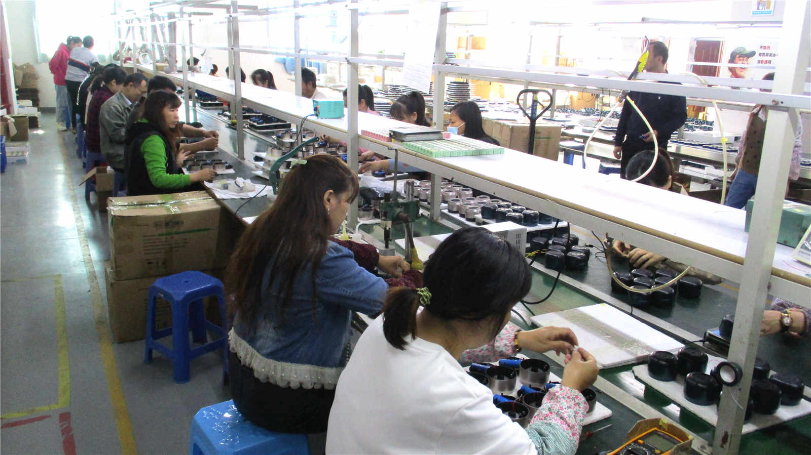 Shenzhen Jinruitai Electronics Co., Ltd. Wireless earbuds