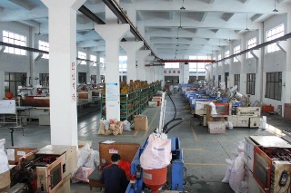 Ningbo Dasheng Daily Products Co., Ltd. Wire Hanger