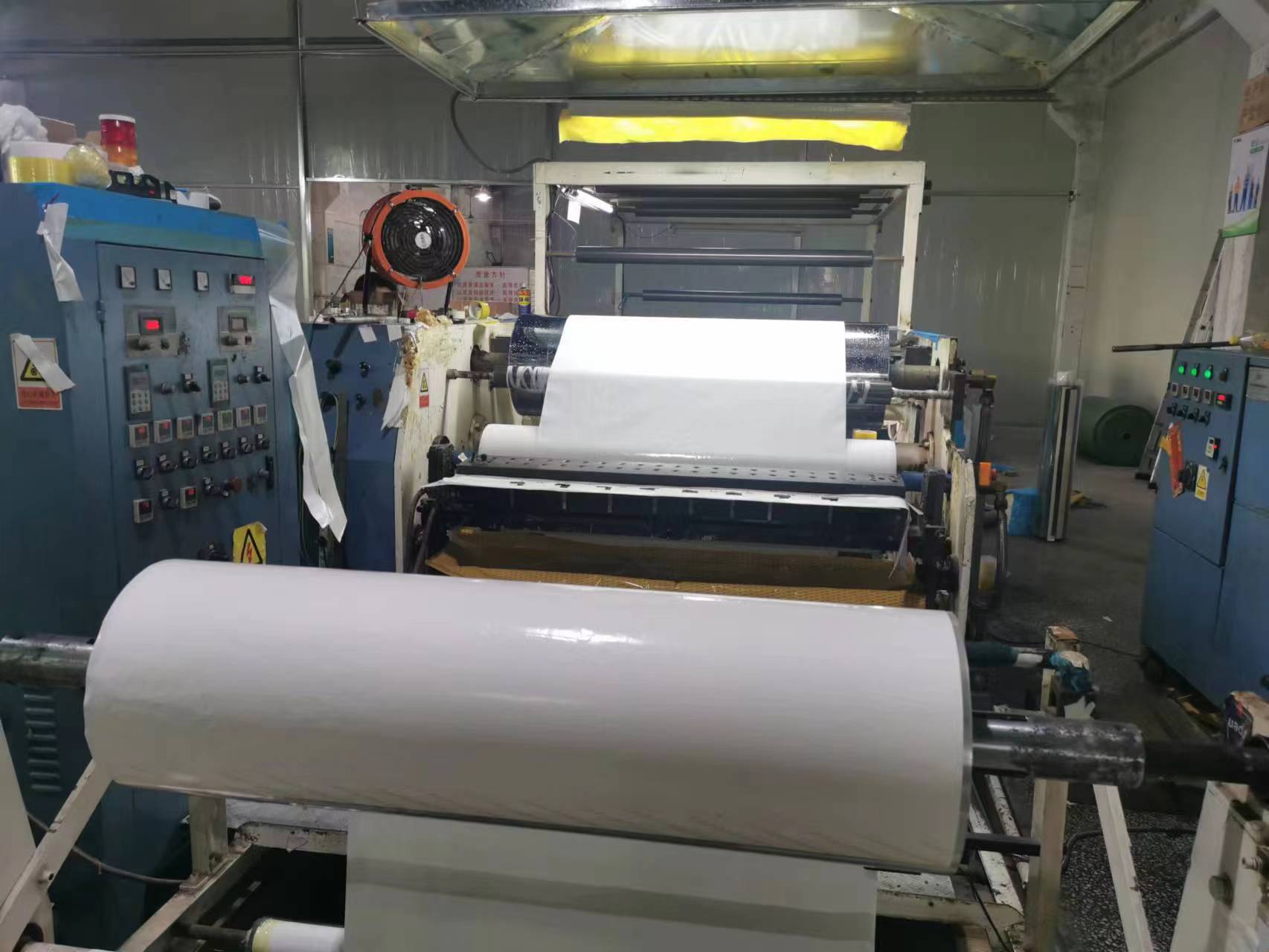 Shenzhen Hongli Adhesive Products Co., Ltd. Removable Glue Dots