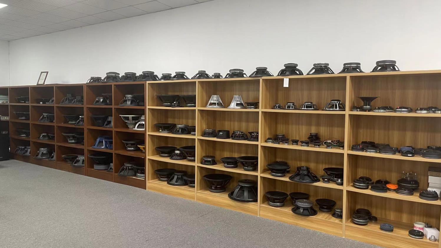 Ningbo Yong Rhyme Sound Technology Co., Ltd. Column Speaker