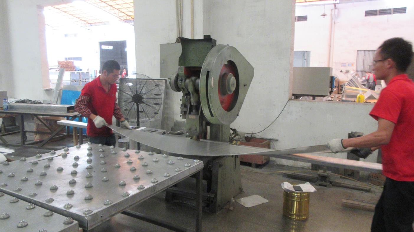 Guangzhou Yiwei Decorative Materials Co., Ltd. Metal Perforated Panels