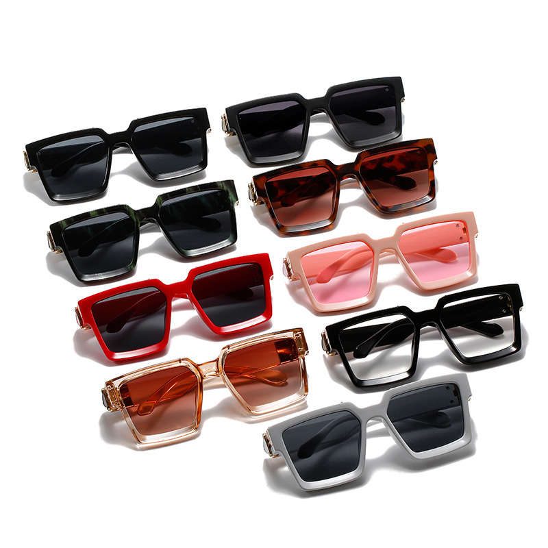 Yiwu Dano Glasses Co., Ltd. Square Luxury Millionaire Glasses Thick Women Custom Brand Designer Lady Oversized Big Frame Millionaire Sunglasses Women