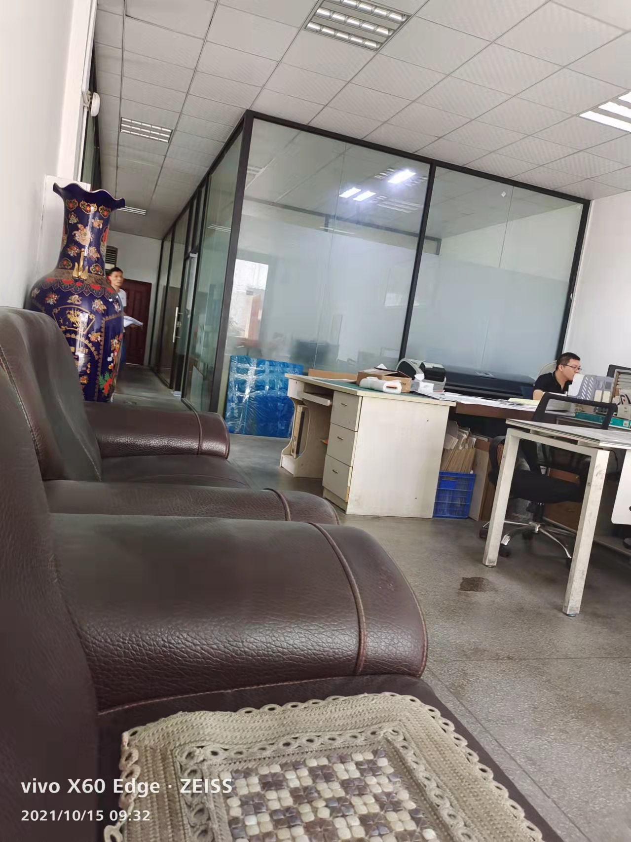 Shenzhen Zhongying Printing Products Co., Ltd. Shipping Box