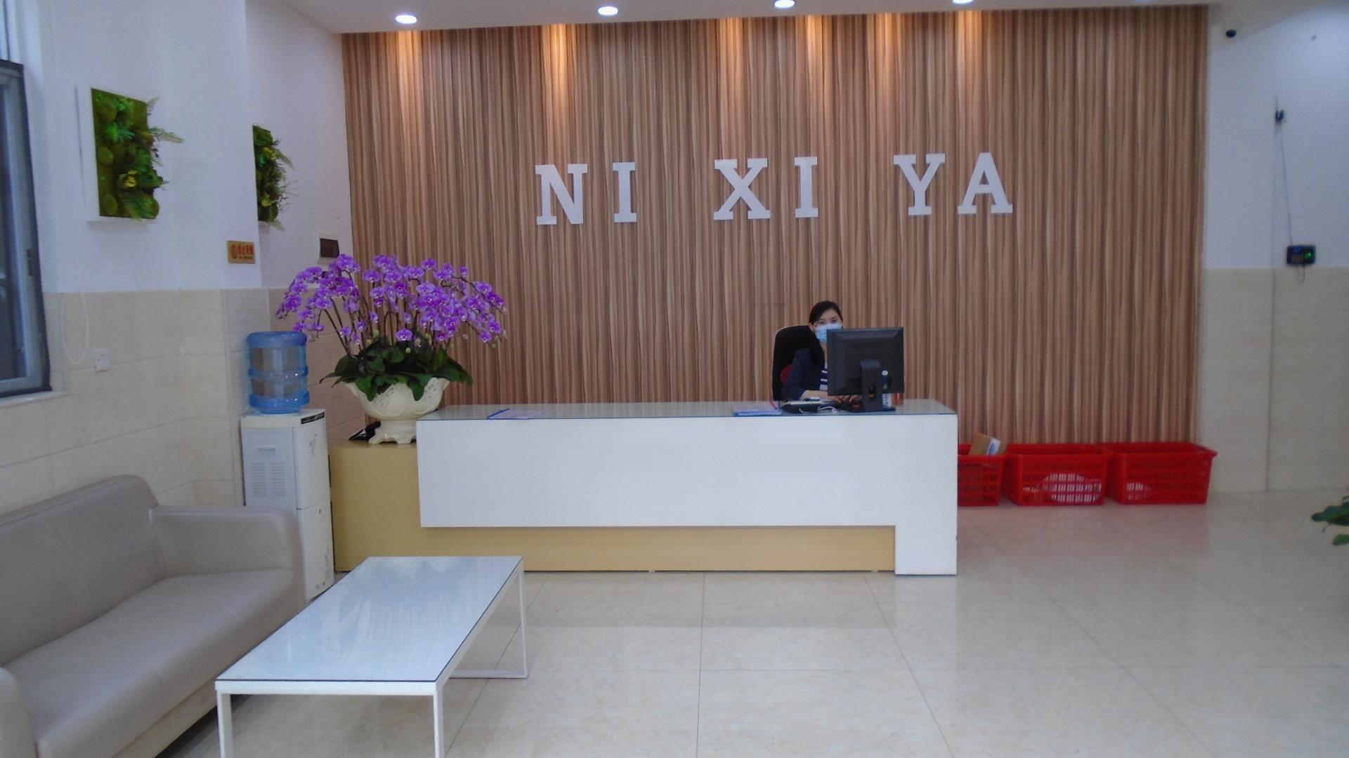 Guangzhou Nixiya Garment Co., Ltd. factory image 5