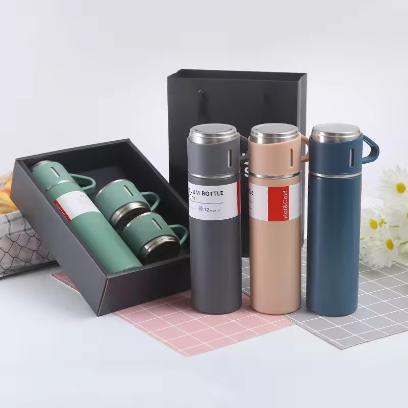 Wuyi Qiyuan Daily Necessities Co., Ltd. Hot Selling 500ml Business Gift Set Stainless Steel Insulated Portable Thermos Vacuum Flask Coffee Water Bottle with 3 Cups