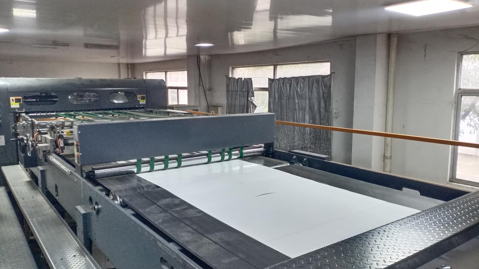 Taizhou Xinglian Industry Co., Ltd. cake stands