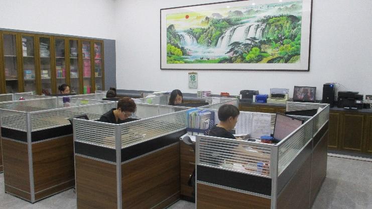 Shantou Jinbao Plastic Industry Co., Ltd. Plastic Water Bottle