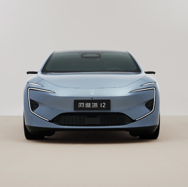 Shanghai Yufeng Trading Co., Ltd. Avatar 12 2024 Electric Car New Ev Cars Made In China New Energy Vehicles 0.33 Hour Fast Charging Sedan Electric Cars