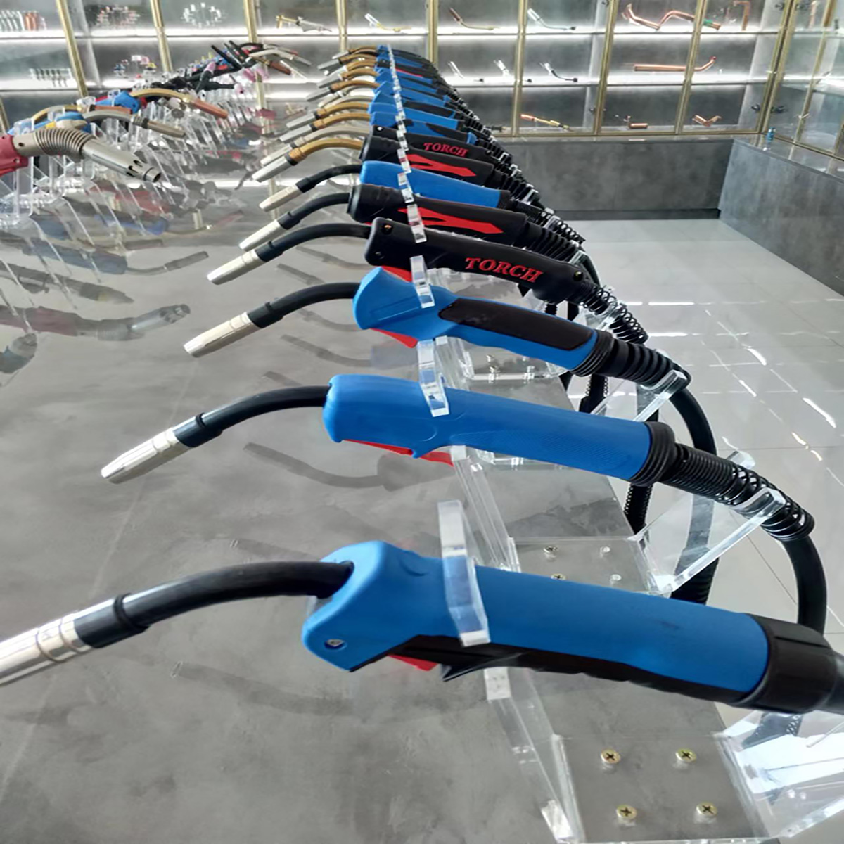 Renqiu Gaoyi Welding Equipment Co., Ltd. factory image 2