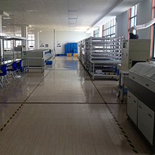 Ningbo Xingwei Photoelectricity Co., Ltd. LED Nail Lamp