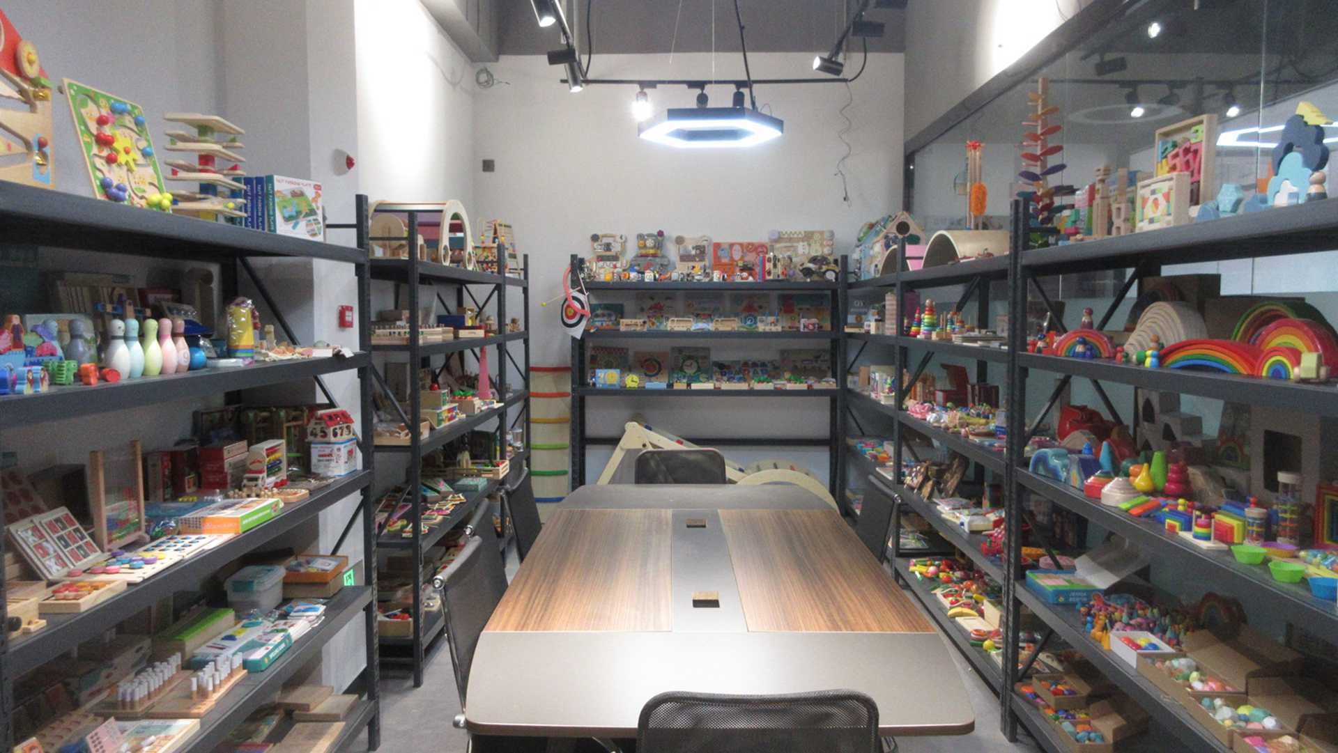 Zhejiang Heyi Toys Co., Ltd. Montessori Toys