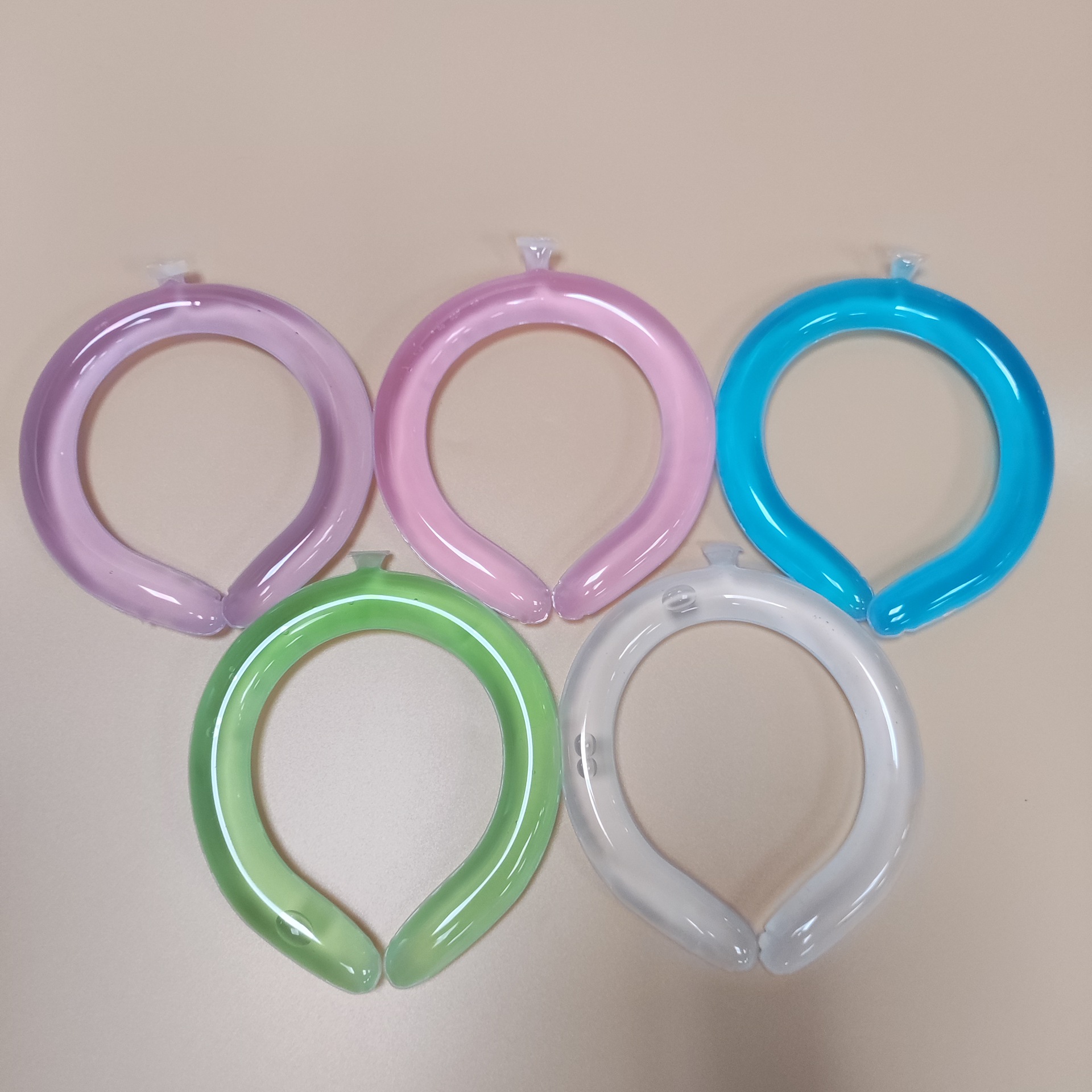 Reusable Premium Neck Cooler Ice Ring Custom Wholesale Summer Portable Neck Cooling Tube Ice Collar