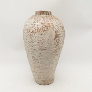 Modern Chinese Ceramic Vase with Unique Display Small Luxury Tabletop Nordic Unique Flower Vase for Home Contemporary Design