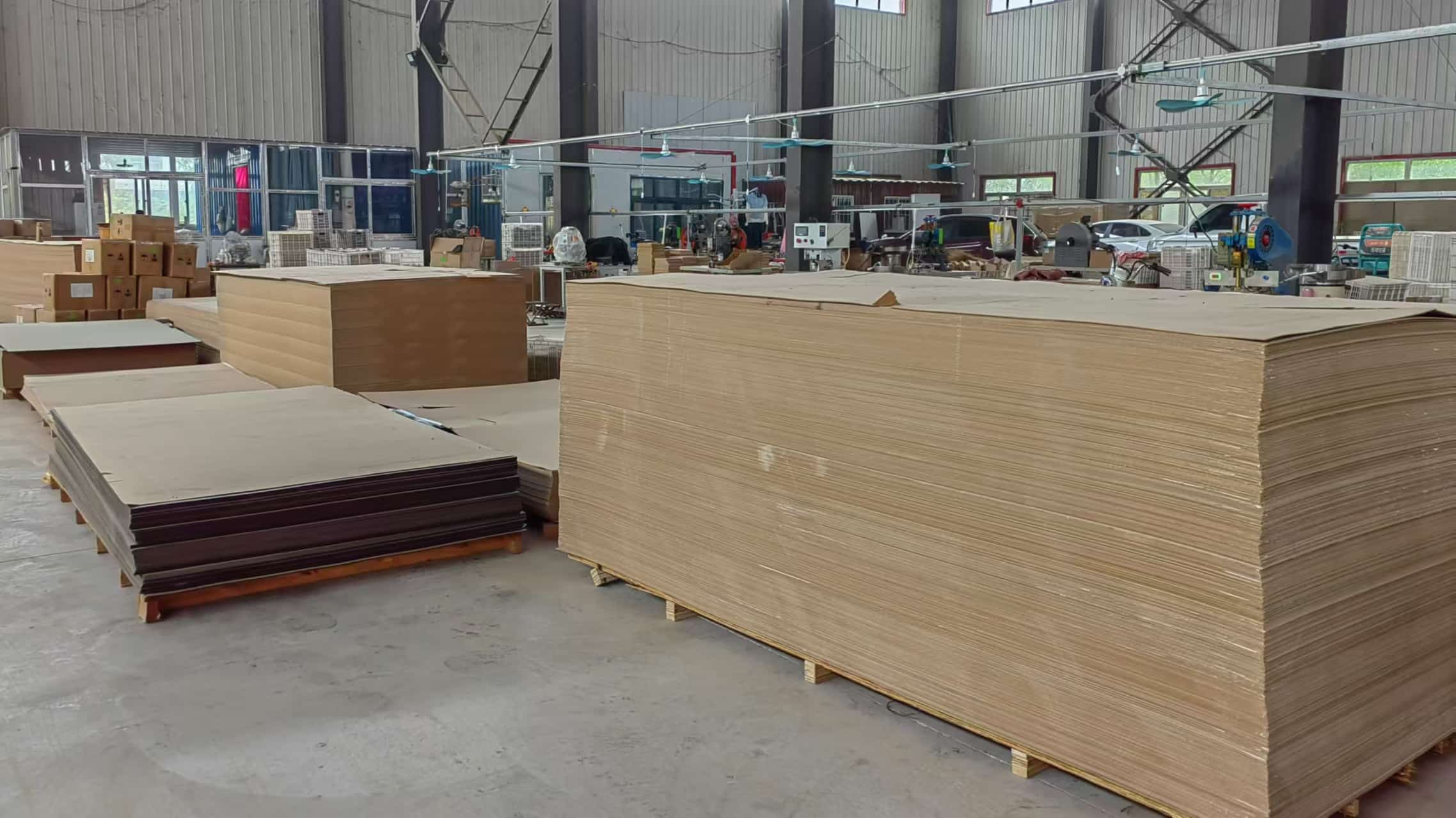 Puyang Chaoyan Daily Necessities Co., Ltd. factory image 3
