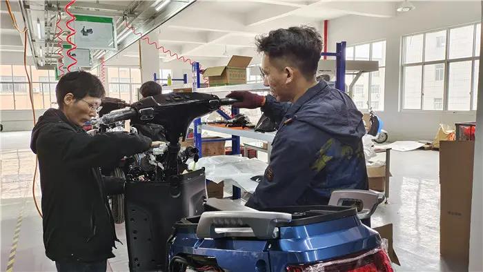 Zhejiang Taizhou Julong Technology Co., Ltd. Two Wheel Electric Motorcycle