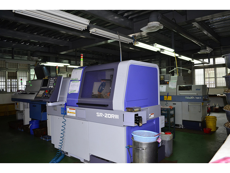 HIDU INDUSTRIAL CO., LTD. SMA connectors