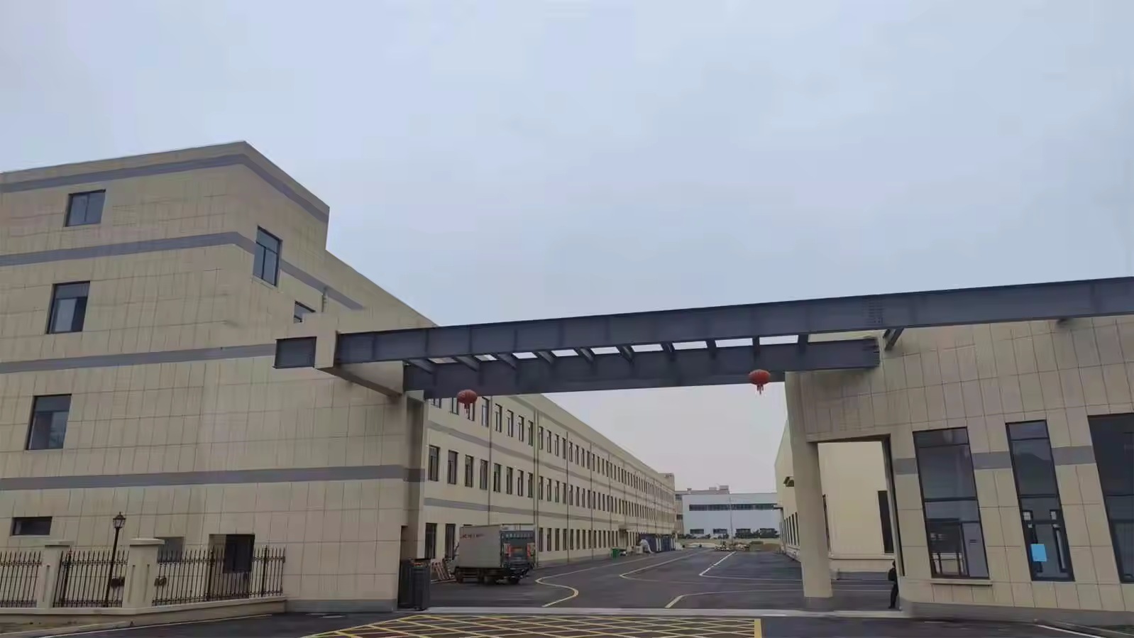 Zhejiang Yuelong Sewing Equipment Co., Ltd. Sequin Machine