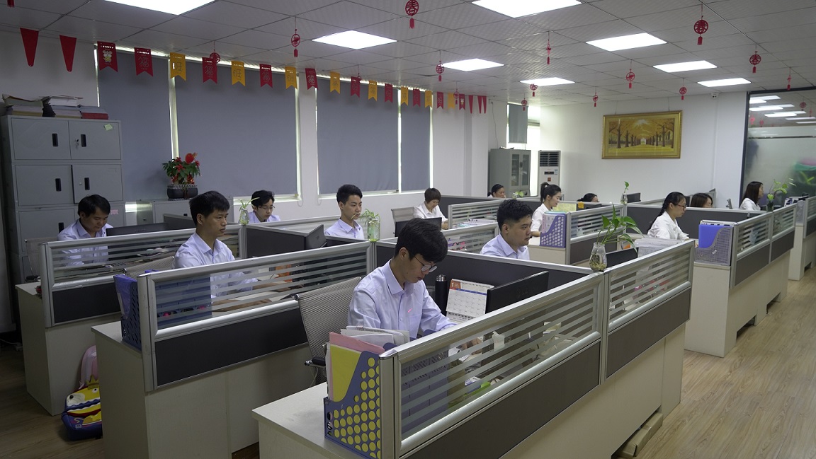 Quanzhou Disen Imp. & Exp. Co., Ltd. school bags