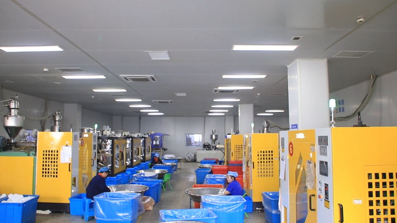 Zhejiang Santong Plastic Industry Co., Ltd. Dispensing Pumps