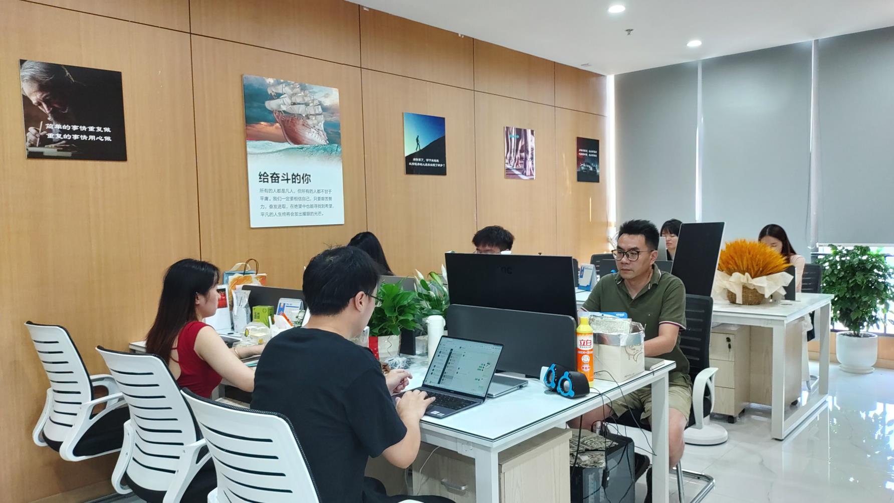 Sichuan Doyoung Trading Co., Ltd. Stainless Steel Water Bottle