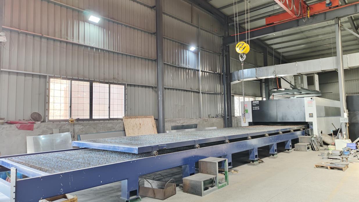 Fuzhou Honghe Machinery Co., Ltd. Wooden Furniture