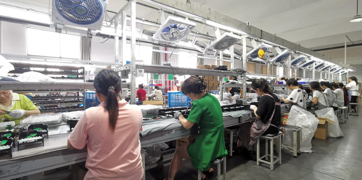 Ningbo Jinyi Import And Export Co., Ltd. School bags