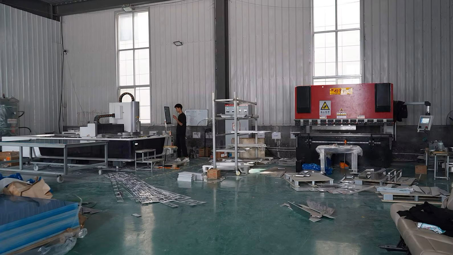 Shandong Mingao Automobile Technology Co., Ltd. factory image 4