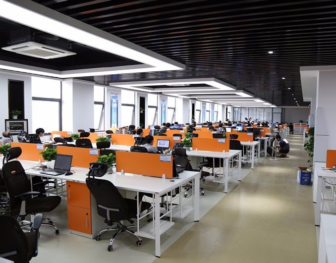Yiwu Qianxun Metal Products Co., Ltd. Herb Grinder