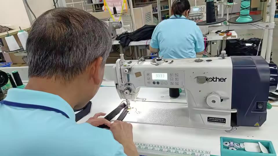 Guangzhou Hingto Industrial Co.,Ltd factory image 3