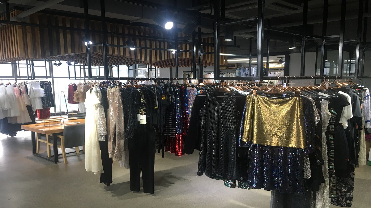 Shaoxing Keqiao Kunxiu Textile Co., Ltd. Lace fabric