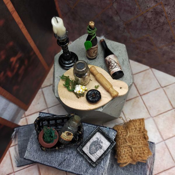 Miniature 1:12 Witch Workshop Furniture Toys for Dollhouse Decor for Witch Theme Decorations