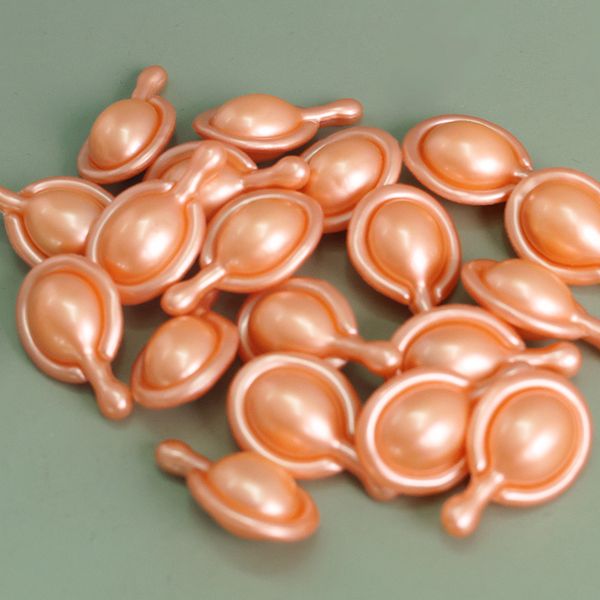 Whitening Anti-Aging Face Serum Capsule Nourishing Moisturizing Face Serum Capsule with Retinol Hyaluronic Acid Vitamin E