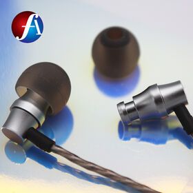 Factory Direct Patented Miniature 3.5mm Wired Earphones Noise Isolating Crystal Balance Sound In Ear Earbuds For Audiophile