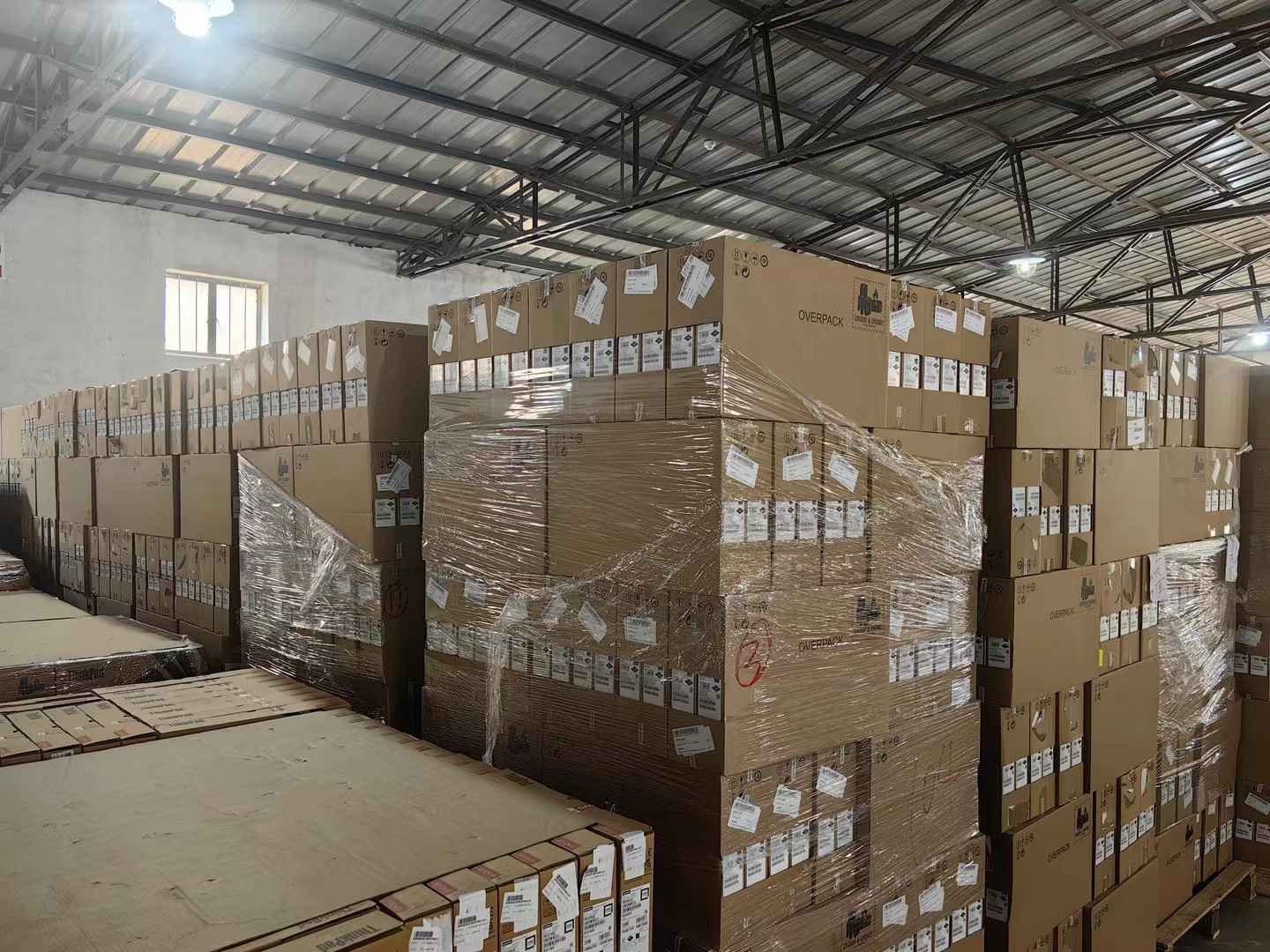 Beijing Gaotai Shengye Technology Co., Ltd. Laptops