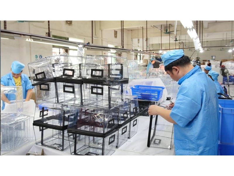 Guangzhou Haolin Creative Investment Co., Ltd. PU leather handbags
