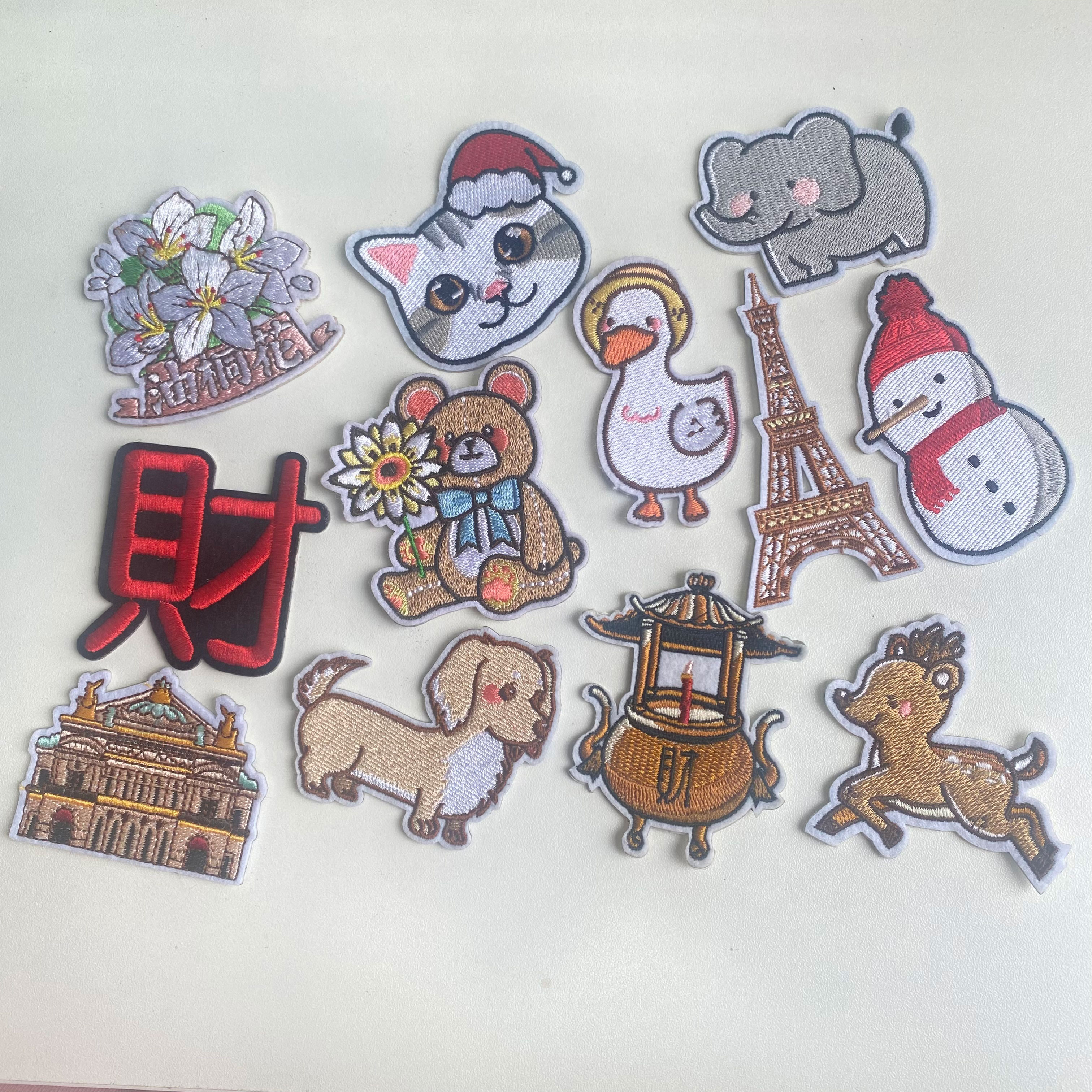 Foshan Dongyutang Trading Co., Ltd. Iron Patch Great Quality Embroidery Cloth Logo Sew On Patches