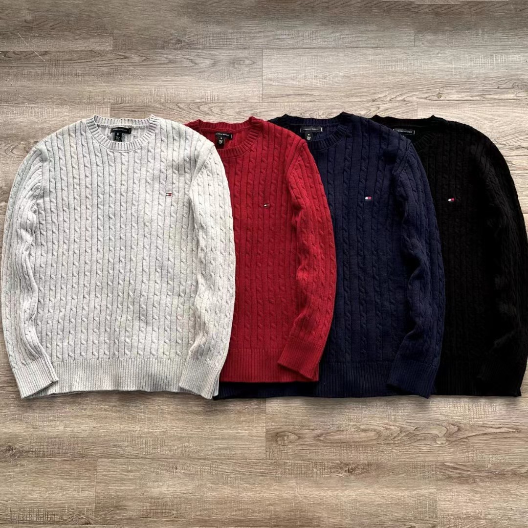 Haikou Longhualing Jiayi Clothing Store Fried Dough Twists round neck knitting sweater for men's 2024 winter versatile outer loose men's sweater